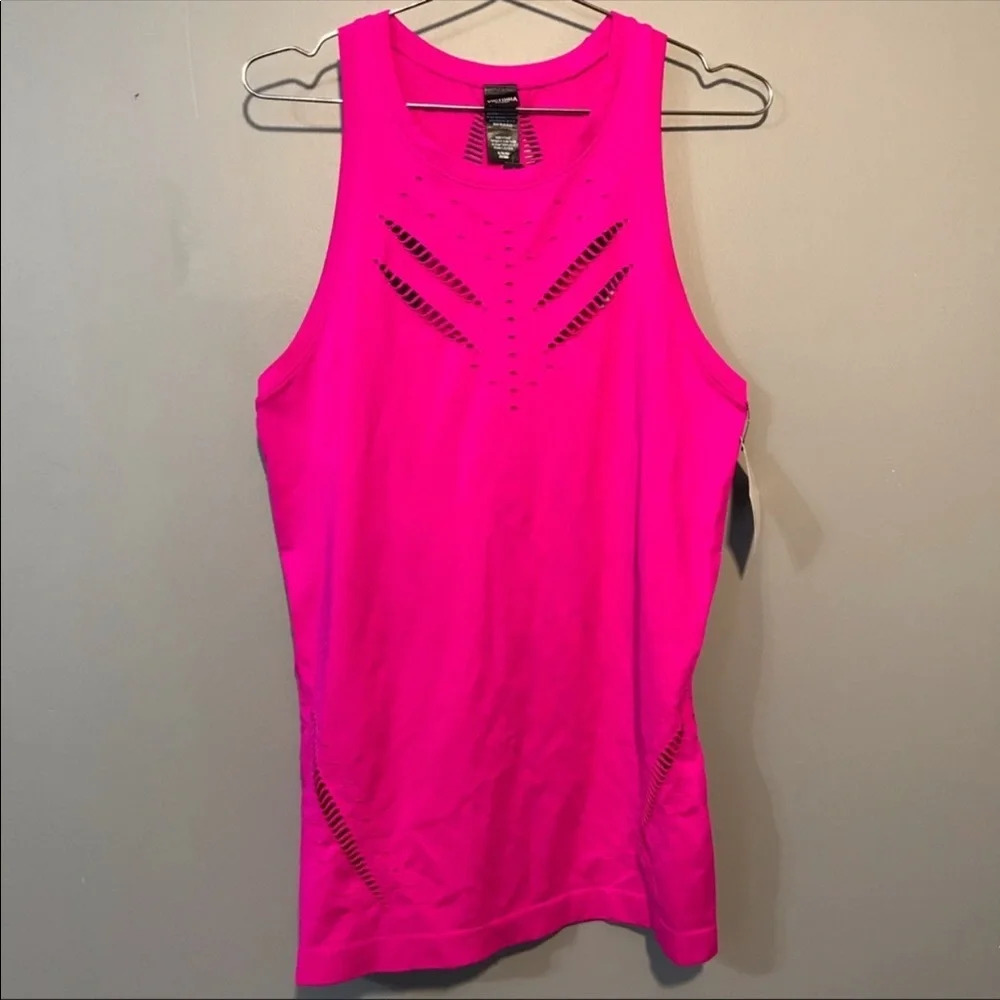 NWT Victoria’s Secret Black Seamless Tank - Picture 2 of 5